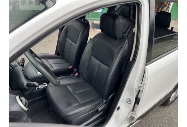 1.6行家皮椅版▼100%全車無拆裝原裝鈑件▼原廠技師查驗鑑定▼公里數保證▼一分錢一分貨保證您的行車安全▼  第14張相片