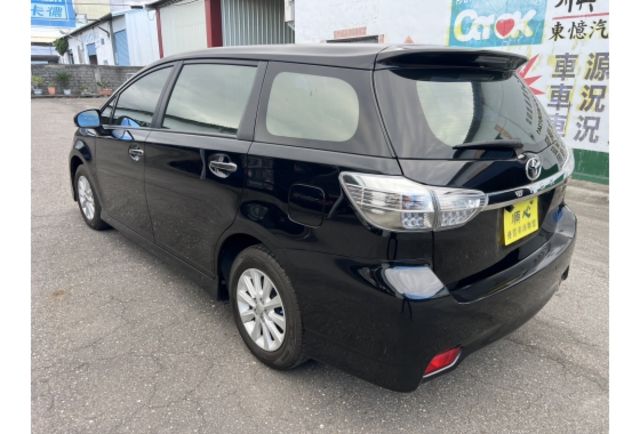 2.0經典版▼100%全車無拆裝原裝鈑件▼原廠技師查驗鑑定▼公里數保證▼一分錢一分貨全面守護您的行車安全▼  第5張相片