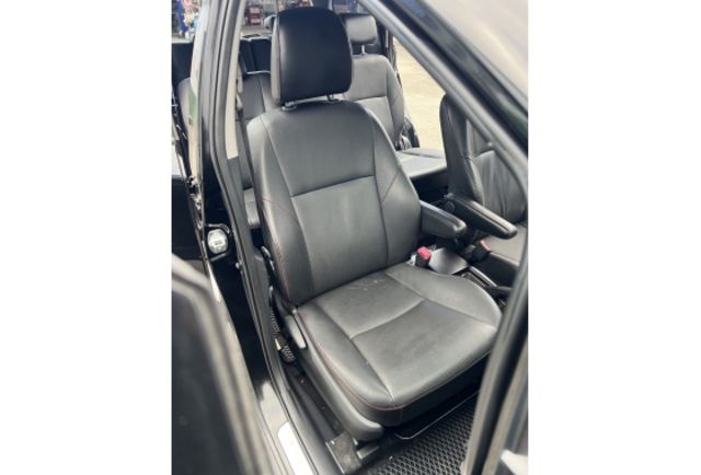 2.0經典版▼100%全車無拆裝原裝鈑件▼原廠技師查驗鑑定▼公里數保證▼一分錢一分貨全面守護您的行車安全▼  第19張相片