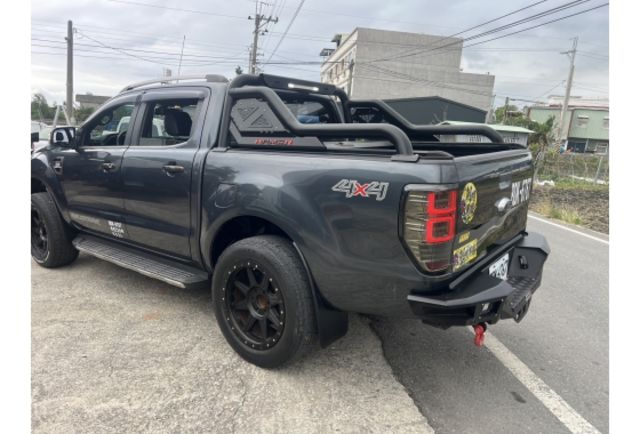 3,2 Wildtrak▼100%全車無拆裝原裝鈑件▼原廠技師查驗鑑定▼公里數保證▼一分錢一分貨全面守護您的行車安全▼  第3張相片