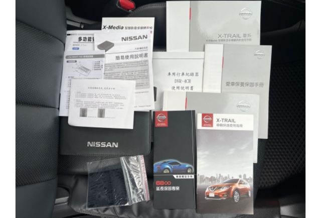 2.0玩美影音版▼100%全車無拆裝原裝鈑件▼原廠技師查驗鑑定▼公里數保證▼一分錢一分貨全面守護您的行車安全▼  第12張相片