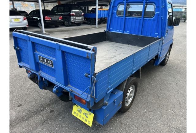 A190型▼100%全車無拆裝原裝鈑件▼原廠技師查驗鑑定▼公里數保證▼一分錢一分貨全面守護您的行車安全▼  第5張相片