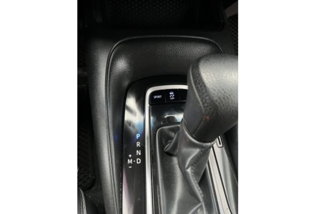1.8豪華型▼100%全車無拆裝原裝鈑件▼原廠技師查驗鑑定▼公里數保證▼一分錢一分貨全面守護您的行車安全▼  第19張相片