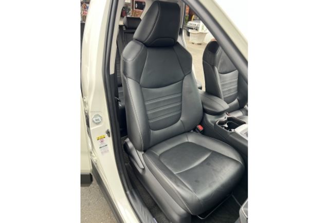 2.0旗艦型▼100%全車無拆裝原裝鈑件▼原廠技師查驗鑑定▼公里數保證▼一分錢一分貨全面守護您的行車安全▼  第15張相片