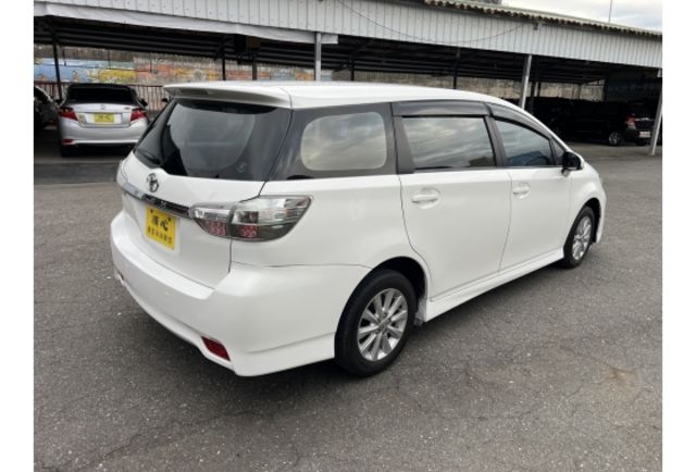 經典型▼100%全車無拆裝原裝鈑件▼原廠技師查驗鑑定▼公里數保證▼一分錢一分貨全面守護您的行車安全▼  第6張相片