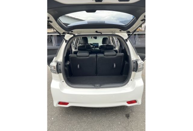 經典型▼100%全車無拆裝原裝鈑件▼原廠技師查驗鑑定▼公里數保證▼一分錢一分貨全面守護您的行車安全▼  第7張相片