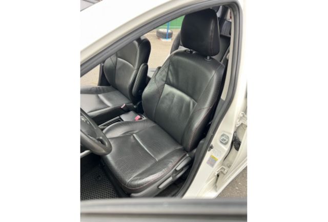 經典型▼100%全車無拆裝原裝鈑件▼原廠技師查驗鑑定▼公里數保證▼一分錢一分貨全面守護您的行車安全▼  第12張相片
