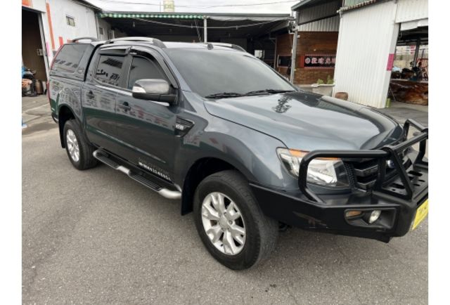 運動旗艦型▼100%全車無拆裝原裝鈑件▼原廠技師查驗鑑定▼公里數保證▼一分錢一分貨全面守護您的行車安全▼  第3張相片