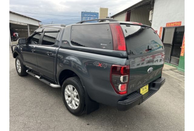 運動旗艦型▼100%全車無拆裝原裝鈑件▼原廠技師查驗鑑定▼公里數保證▼一分錢一分貨全面守護您的行車安全▼  第5張相片