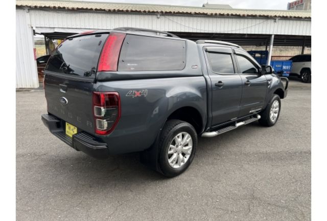 運動旗艦型▼100%全車無拆裝原裝鈑件▼原廠技師查驗鑑定▼公里數保證▼一分錢一分貨全面守護您的行車安全▼  第6張相片