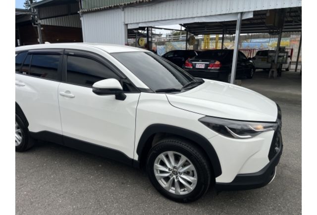 1.8豪華型▼100%全車無拆裝原裝鈑件▼原廠技師查驗鑑定▼公里數保證▼一分錢一分貨全面守護您的行車安全▼  第3張相片