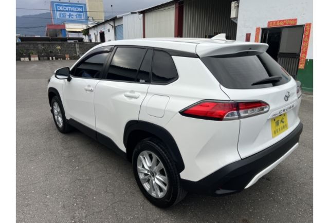 1.8豪華型▼100%全車無拆裝原裝鈑件▼原廠技師查驗鑑定▼公里數保證▼一分錢一分貨全面守護您的行車安全▼  第5張相片