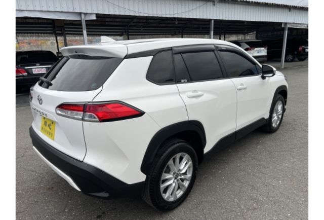 1.8豪華型▼100%全車無拆裝原裝鈑件▼原廠技師查驗鑑定▼公里數保證▼一分錢一分貨全面守護您的行車安全▼  第6張相片