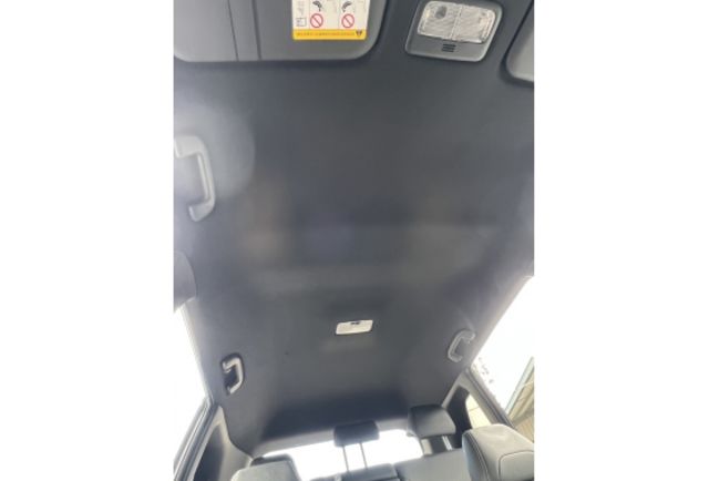 1.8豪華型▼100%全車無拆裝原裝鈑件▼原廠技師查驗鑑定▼公里數保證▼一分錢一分貨全面守護您的行車安全▼  第12張相片