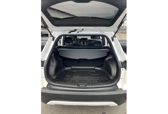 1.8豪華型▼100%全車無拆裝原裝鈑件▼原廠技師查驗鑑定▼公里數保證▼一分錢一分貨全面守護您的行車安全▼  第21張相片