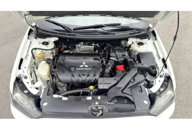 2014 iO 1.8悍動型▼在地邁向30年▼100%全車無拆裝原裝鈑件▼雙聯盟查驗鑑定▼公里數保證▼一分錢一分貨全面守護您的行車安全▼  第7張相片