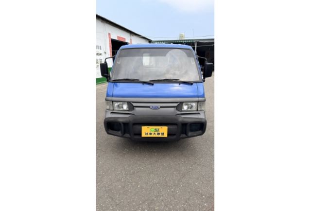 2013 Ford MAXI ECONOVAN 2.0▼在地邁向30年▼100%原裝鈑件▼雙聯盟查驗鑑定▼公里數保證▼一分錢一分貨全面守護您的行車安全▼  第2張相片