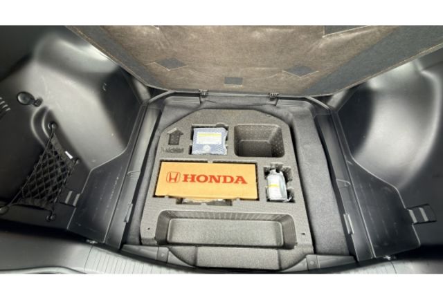 2016 Honda CR-V 2.0 VTi▼在地邁向30年▼100%全車無拆裝原裝鈑件▼單聯盟查驗鑑定▼公里數保證▼一分錢一分貨全面守護您的行車安全▼  第21張相片