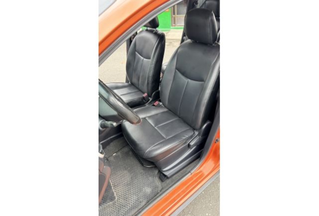 2013 Nissan Livina 1.6 S版▼在地邁向30年▼聯盟查驗鑑定▼公里數保證▼一分錢一分貨全面守護您的行車安全▼  第13張相片