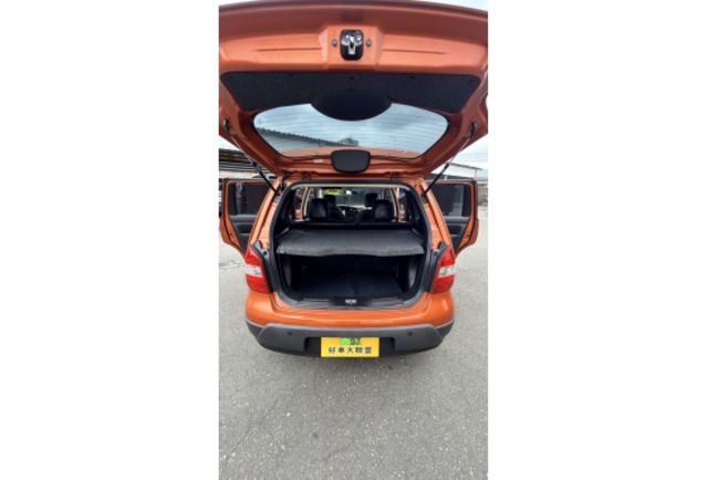 2013 Nissan Livina 1.6 S版▼在地邁向30年▼聯盟查驗鑑定▼公里數保證▼一分錢一分貨全面守護您的行車安全▼  第20張相片
