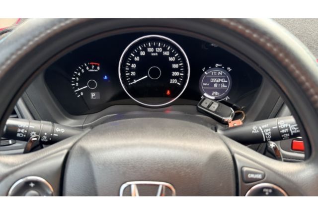 2016 Honda HR-V 1.8 VTi-S▼在地邁向30年▼100%全車無拆裝原裝鈑件▼雙聯盟查驗鑑定▼公里數保證▼一分錢一分貨全面守護您的行車安全▼  第10張相片