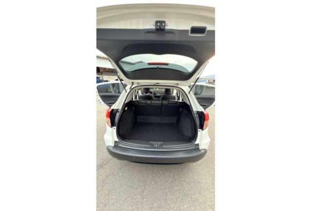 2016 Honda HR-V 1.8 VTi-S▼在地邁向30年▼100%全車無拆裝原裝鈑件▼雙聯盟查驗鑑定▼公里數保證▼一分錢一分貨全面守護您的行車安全▼  第21張相片
