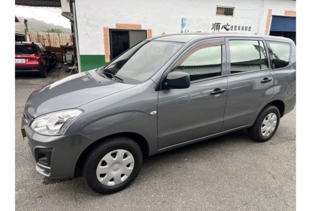 2017 Mitsubishi CMC Zinger 2.4雅緻型▼在地邁向30年▼100%全車無拆裝原裝鈑件▼雙聯盟查驗鑑定▼公里數保證▼一分錢一分貨全面守護您的行車安全▼  第1張相片