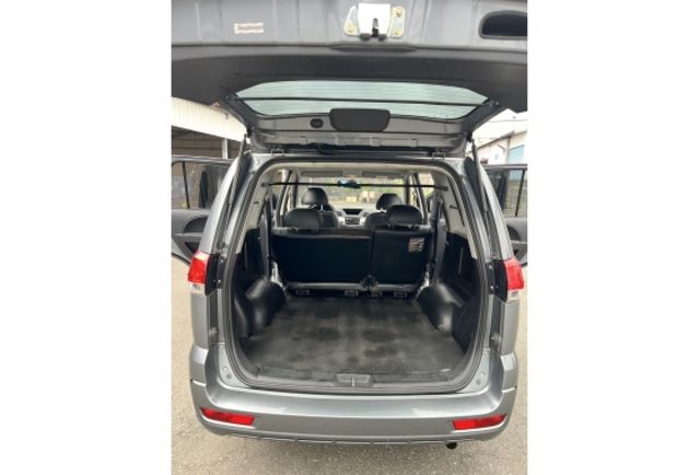 2017 Mitsubishi CMC Zinger 2.4雅緻型▼在地邁向30年▼100%全車無拆裝原裝鈑件▼雙聯盟查驗鑑定▼公里數保證▼一分錢一分貨全面守護您的行車安全▼  第21張相片