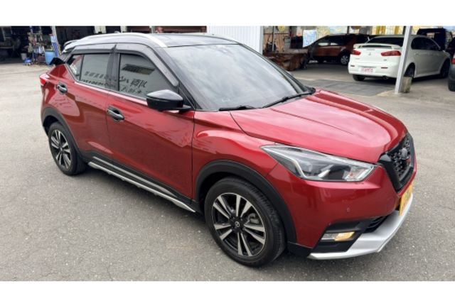 2021 Nissan Kicks 1.6旗艦版▼在地邁向30年▼100%全車無拆裝原裝鈑件▼雙聯盟查驗鑑定▼公里數保證▼一分錢一分貨全面守護您的行車安全▼  第3張相片