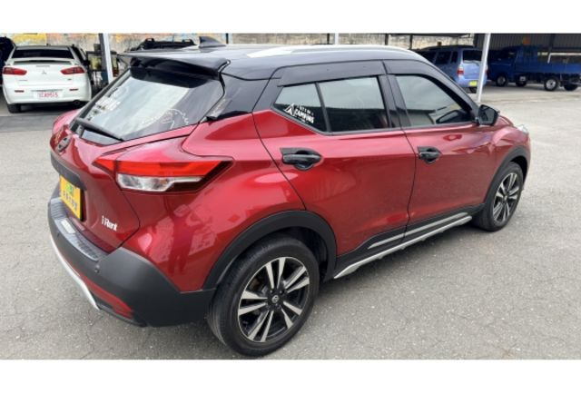 2021 Nissan Kicks 1.6旗艦版▼在地邁向30年▼100%全車無拆裝原裝鈑件▼雙聯盟查驗鑑定▼公里數保證▼一分錢一分貨全面守護您的行車安全▼  第4張相片