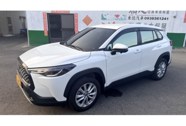 2021 Toyota Corolla Cross 1.8豪華▼在地邁向30年▼100%全車無拆裝原裝鈑件▼雙聯盟查驗鑑定▼公里數保證▼一分錢一分貨全面守護您的行車安全▼  第1張相片