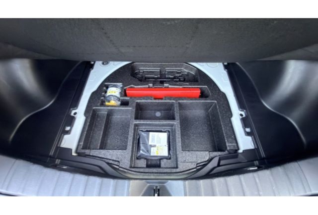 2021 Toyota Corolla Cross 1.8豪華▼在地邁向30年▼100%全車無拆裝原裝鈑件▼雙聯盟查驗鑑定▼公里數保證▼一分錢一分貨全面守護您的行車安全▼  第22張相片
