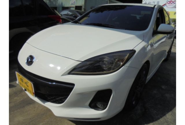 Mazda MAZDA3  第2張相片