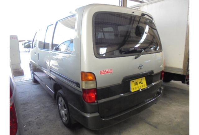 Toyota HIACE  第4張相片