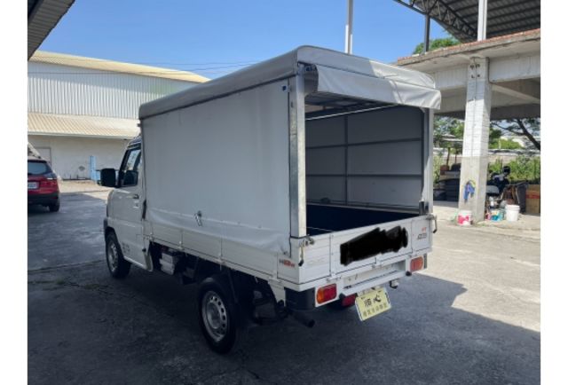 2023 年式 稀有自排 一手車 全車原鈑件 可全額貸！  第4張相片