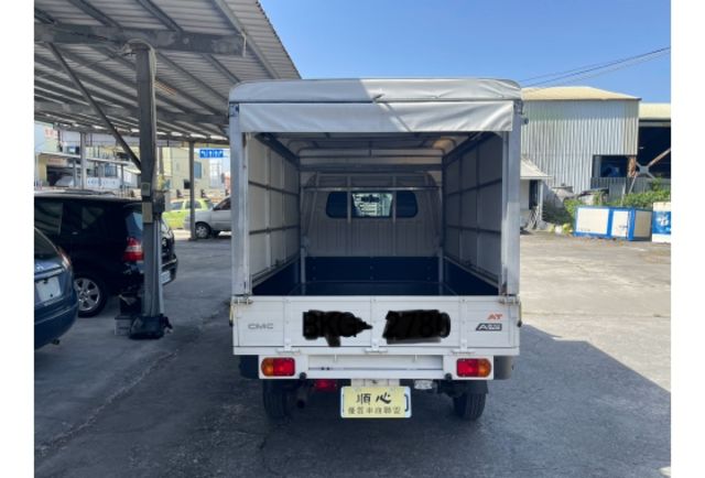 2023 年式 稀有自排 一手車 全車原鈑件 可全額貸！  第5張相片