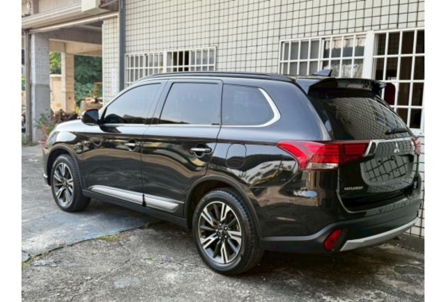 50萬內最強四驅 SUV/ Outlander AWD 超值釋出！  第2張相片