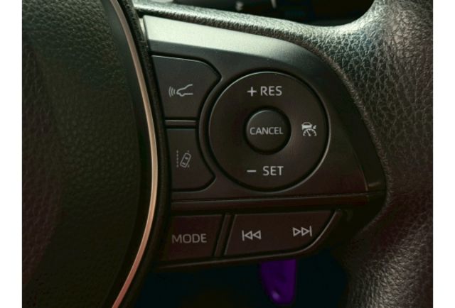 限時送升級安卓機/國民神車ALTIS/ＡＣＣ跟車/車道維持系統/車況優里程少僅跑兩萬  第8張相片