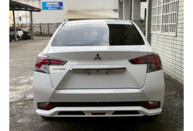 2021年底領牌三菱Lancer原鈑件/I-key/恆溫8srs/液晶儀表倒車影/履約保固/原廠認證可以全額貸款  第5張相片