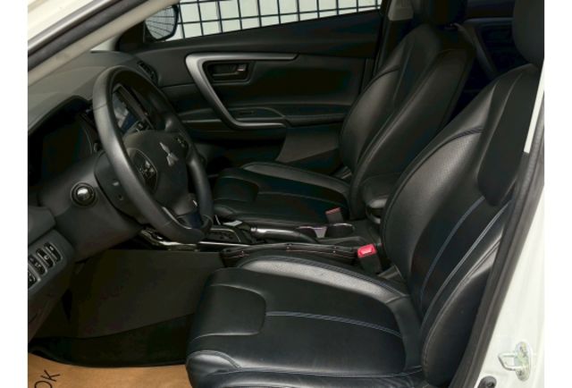 2021年底領牌三菱Lancer原鈑件/I-key/恆溫8srs/液晶儀表倒車影/履約保固/原廠認證可以全額貸款  第8張相片