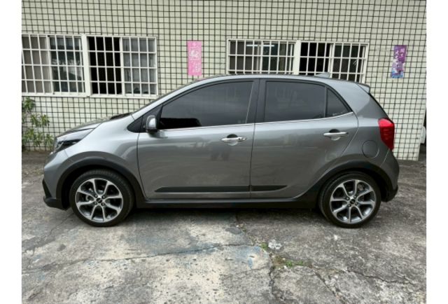 [原廠保固中]PICANTO X-LINE/原鈑件認證車/ikey免鑰匙/7氣囊/CARPLAY/車道偏移維持輔助  第2張相片