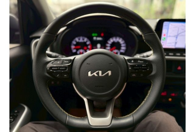 [原廠保固中]PICANTO X-LINE/原鈑件認證車/ikey免鑰匙/7氣囊/CARPLAY/車道偏移維持輔助  第16張相片