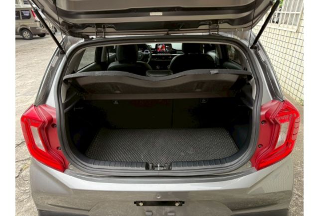 [原廠保固中]PICANTO X-LINE/原鈑件認證車/ikey免鑰匙/7氣囊/CARPLAY/車道偏移維持輔助  第20張相片