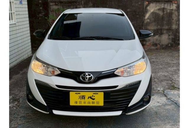 【原廠保固至2026年11月】才跑2.4萬保持如新車/雙色鋁圈/原版件認證車／九氣囊／藍芽主機螢幕/倒車顯影／光感應頭燈/電折後視鏡  第19張相片