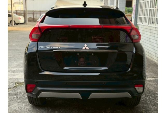 20日本原裝進口/前後八顆雷達/CarPlay/電動座椅/電熱椅/恆溫/換檔撥片/全車原鈑件/跟車/車道偏移系統/1.5渦輪引擎  第3張相片