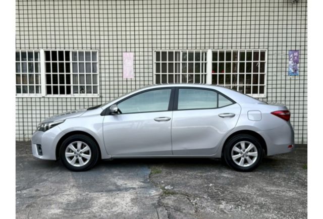 2015國民代步神車、前後雷達、電折後視鏡、導航主機、只賣23.8萬、跑17萬  第13張相片