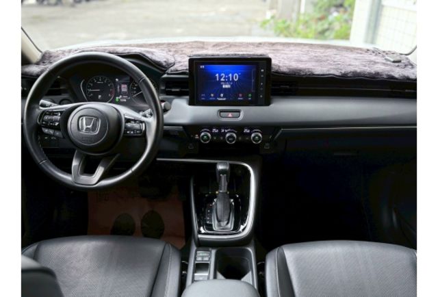 2023 HRV Prestige 頂級尊榮版/感應足踢電尾門/ACC跟車/車道偏移/盲區影像系統/前後停車雷達/前後光感應LED燈/ikey摸門/CarPlay雙系統  第7張相片
