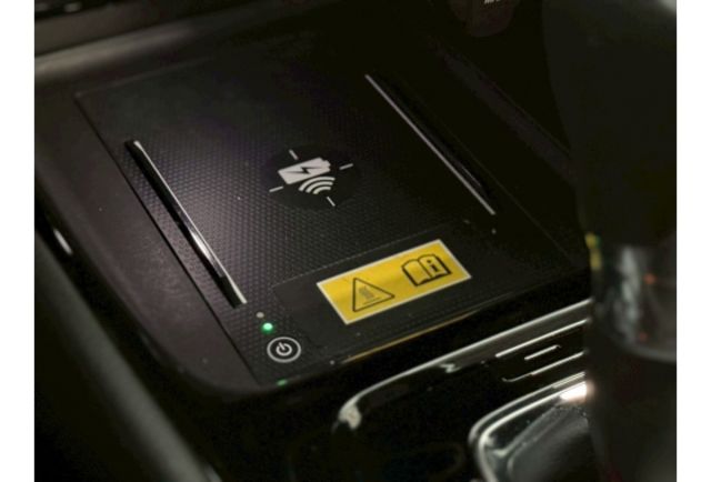 2023 HRV Prestige 頂級尊榮版/感應足踢電尾門/ACC跟車/車道偏移/盲區影像系統/前後停車雷達/前後光感應LED燈/ikey摸門/CarPlay雙系統  第15張相片