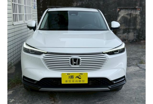 2023 HRV Prestige 頂級尊榮版/感應足踢電尾門/ACC跟車/車道偏移/盲區影像系統/前後停車雷達/前後光感應LED燈/ikey摸門/CarPlay雙系統  第23張相片