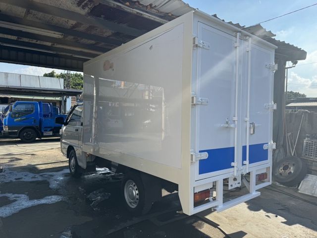 Mitsubishi Delica  第9張相片